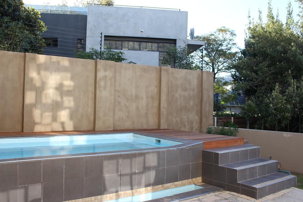 Guest house Fahrenheit Cape Town